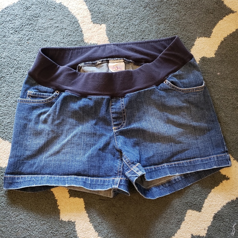Maternity denim shorts